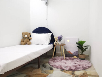 Room for rent in Taman Sea!!!