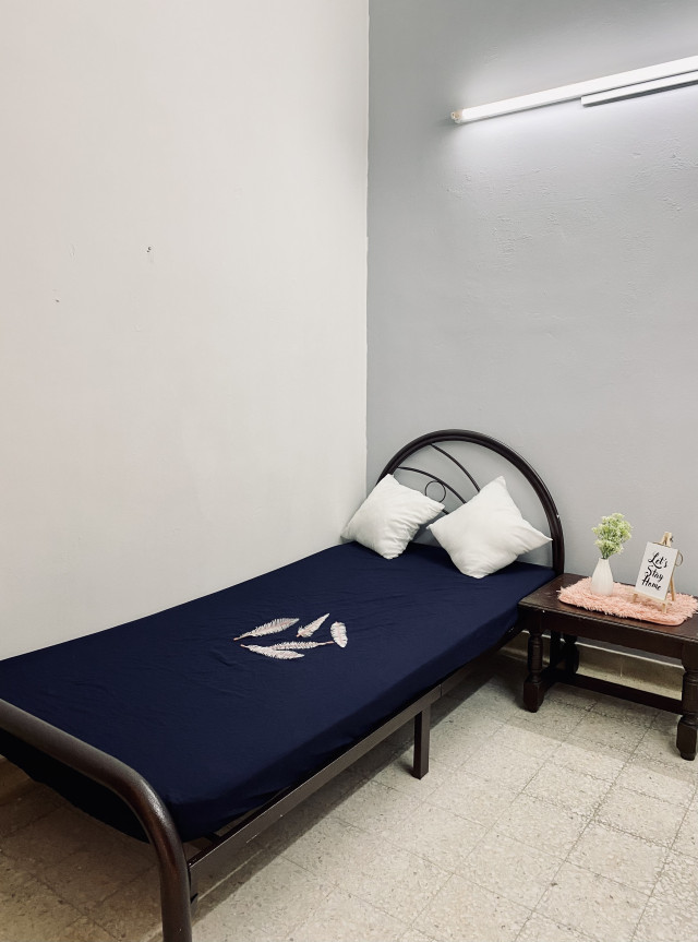Single room for rent in SS2 opposite SS2 PARK