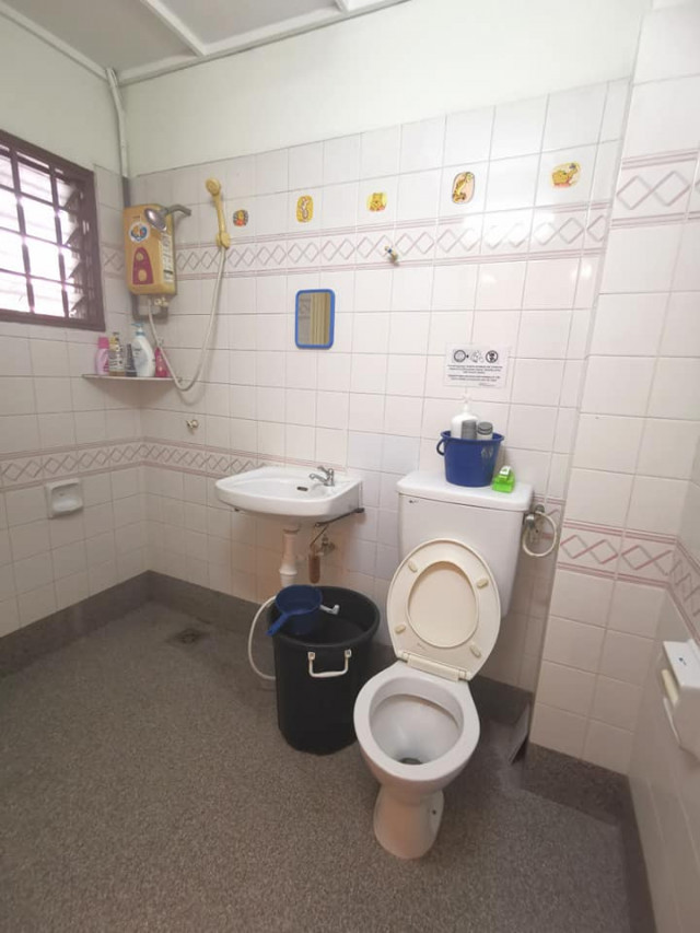🥰 Cozy Room for rent at Jln Tempua, Bandar Puchong Jaya, Puchong