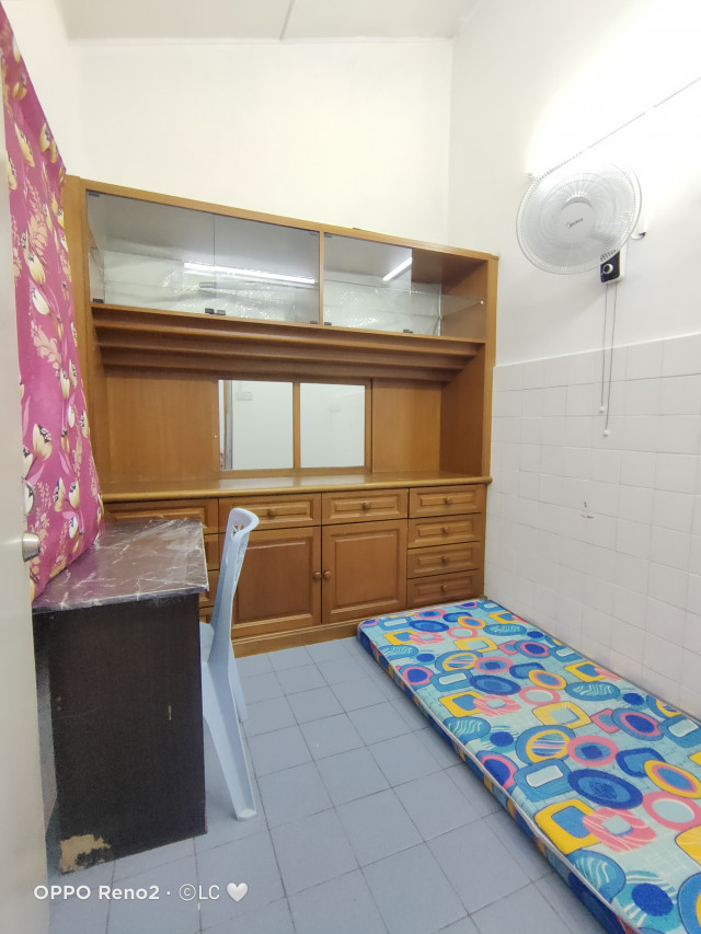 SS2 Female unit single room🧕