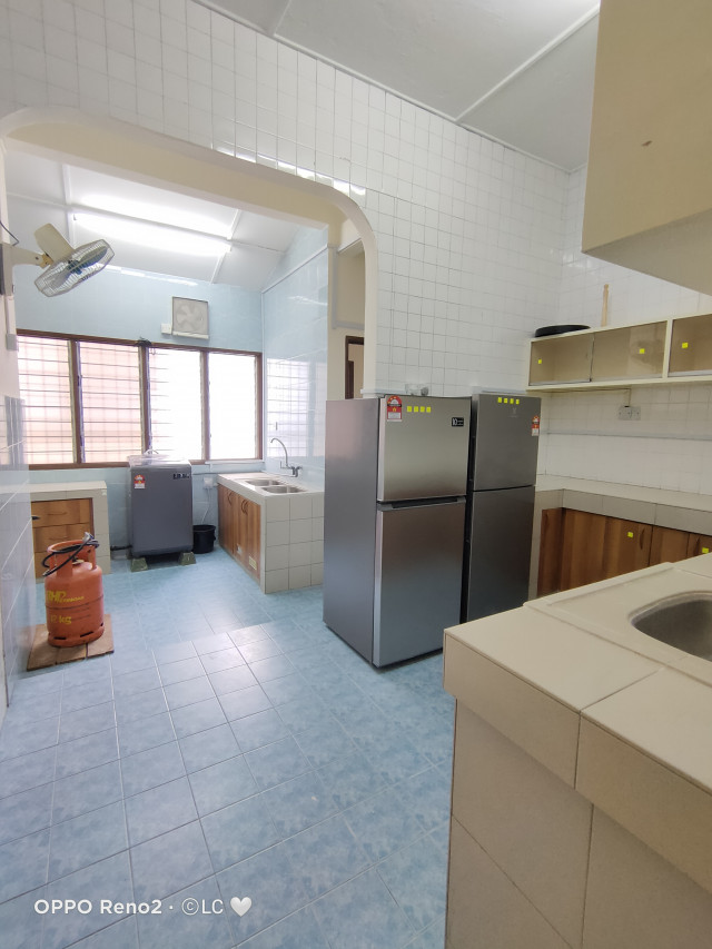 Bangsar new room for rent walkable to Bangsar Village 🛍