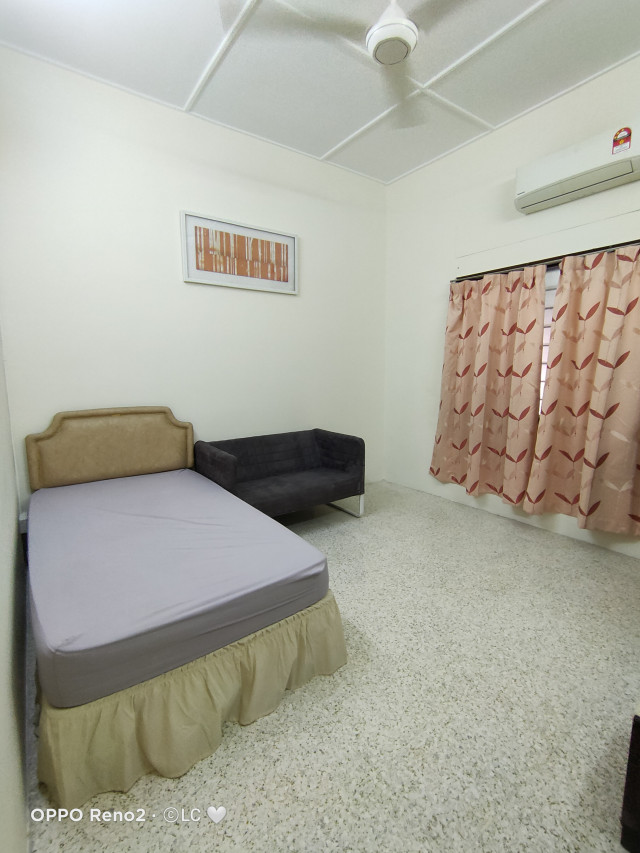 Bangsar new room for couple & friends walkable to Bangsar Village 🛋