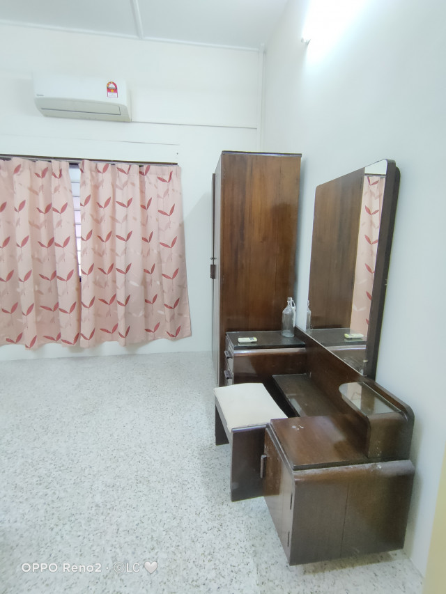 Bangsar new room for couple & friends walkable to Bangsar Village 🛋