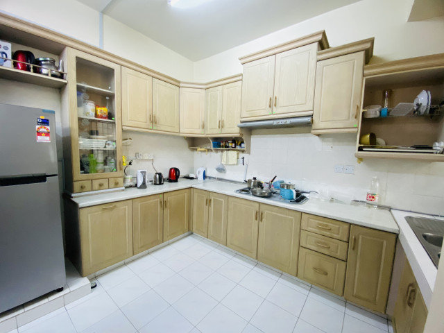 Middle Room at BU2, walking distance to One Utama & MRT
