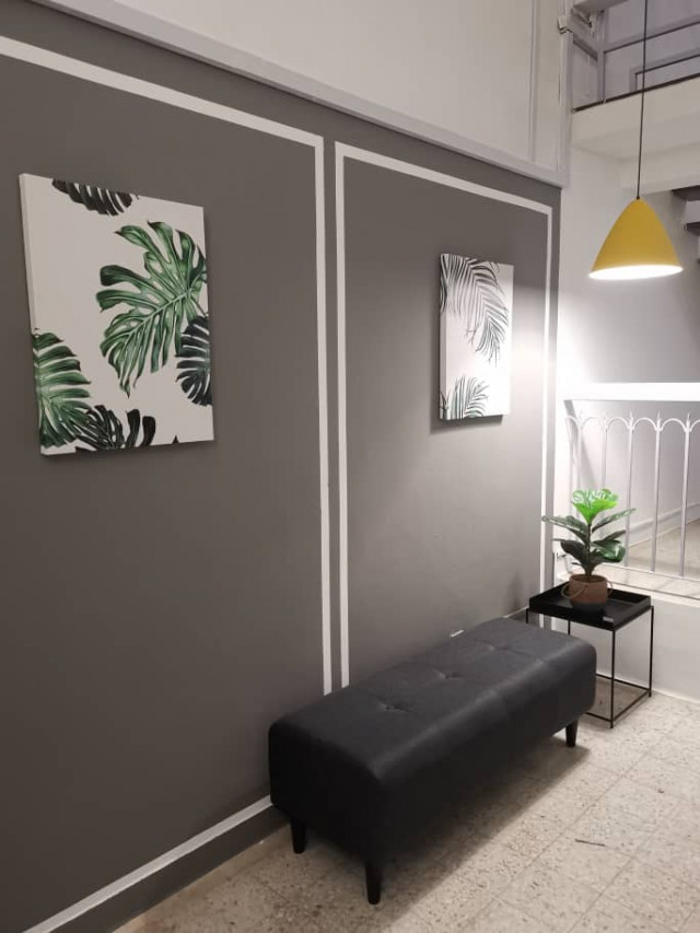 Newly furbished unit in Damansara Jaya!!