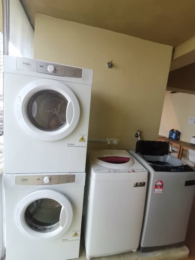 F/F Private Male and Female Room Subang Jaya SS15/ INTI/ Walk to LRT