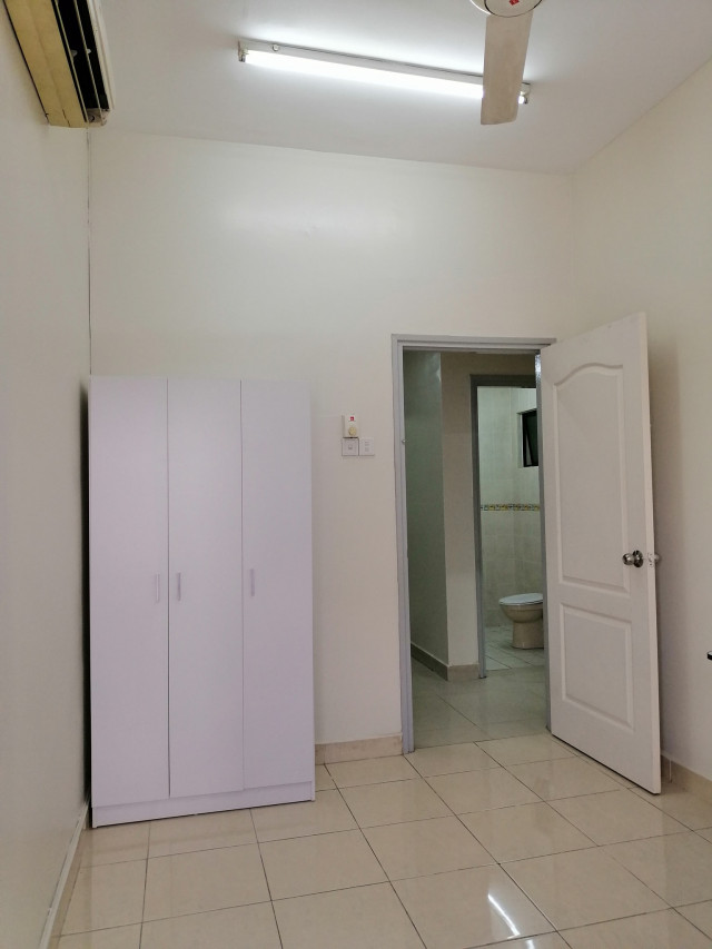 medium room at pelangi utama condo