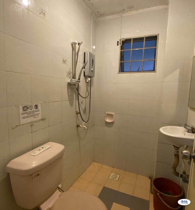 🛏Single Room at BU10, Bandar Utama. 🤩4 minutes walking distance to Centrepoint, Mc Donalds, Food Court