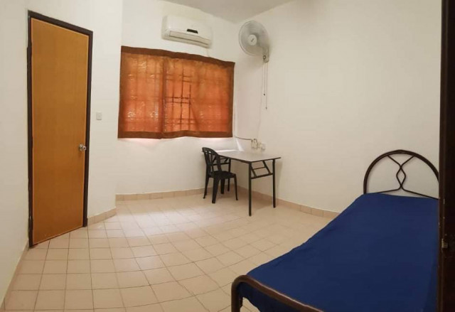 Kota damansara room for rent