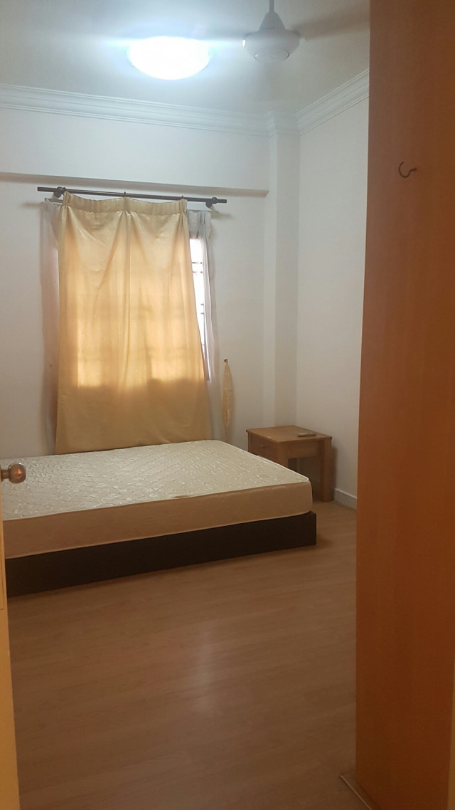 FULLY FURNISHED ROOM FOR RENT NEARBY MRT PELANGI DAMNSARA CONDOMINIUM