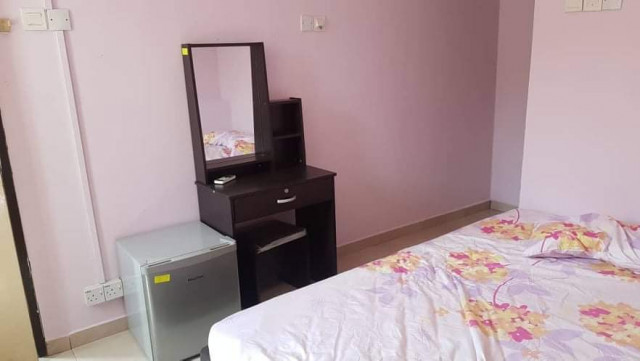 Kota damansara room for rent