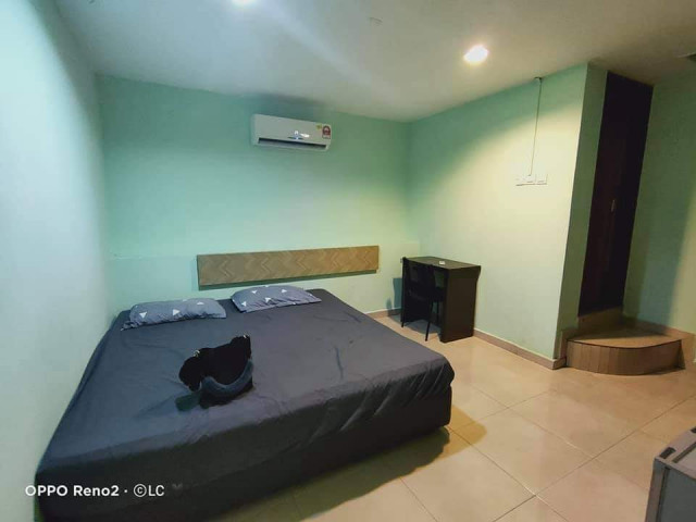 HOTEL ROOM FOR RENT