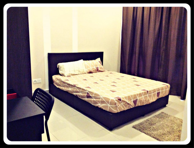 Laksamana Puri condo small/medium bigger room not sharing