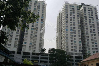 Selayang point not sharing Small room