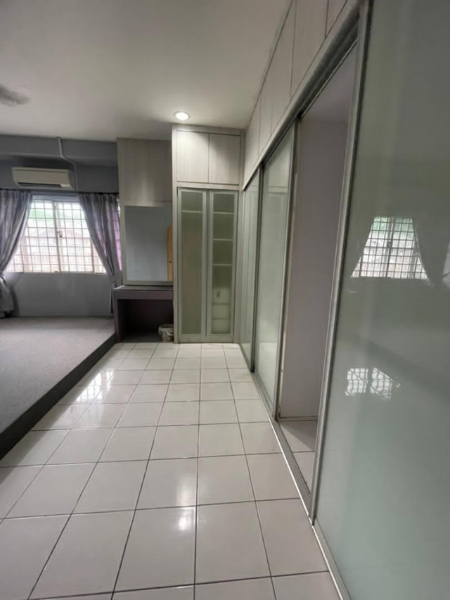 Landed Room For Rent At Shah Alam