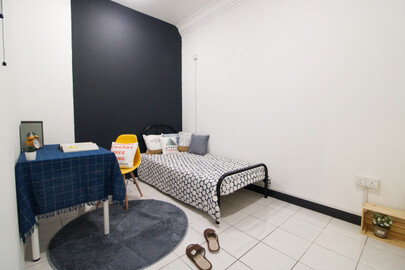 🎭Looking For Spacious Place With Amazing Facilities⛹🏻‍♂️? Medium Room For Rent At Bistari With Free Cleaning 🧽& New Furnished💺!