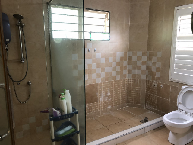 Room For Rent At Seputeh, Walking distance to Mid Valley