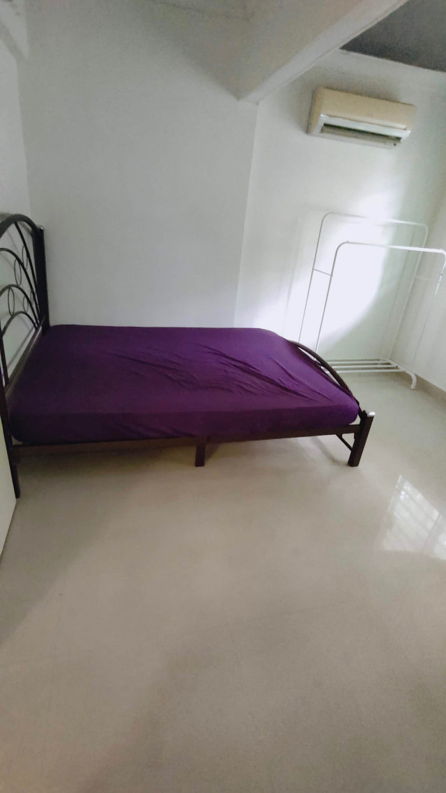 Room For Rent At Seputeh, Walking distance to Mid Valley