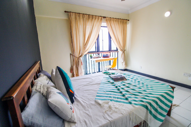 Please🙏🏻!!! Please😌!!! 🙅🏻‍♀️Don’t Choose Wrong Housemate👨‍👩‍👧‍👦! Rooms Near Sultan Ismail Area With 💪24 Hours Security! Free Switching💃🏻