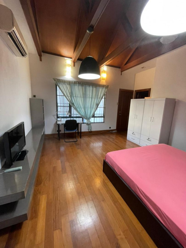 🤚🏻Stop Scroll! 👇🏻This Is The 😎Best Room Rent In Intermark Area! Cozy Master Room with Non-Sharing 🙌🏻At Desa Cahaya Condo & Fully Furnished🧳!