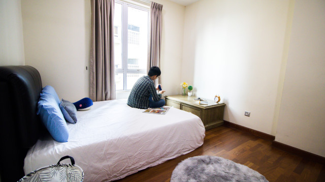 Feel Bored🥱 Stay Same Place❓ Want New🤩 Environment❓ Room Rent At Taragon Puteri YKS Condo From RM1100 ! Fully Furnished & Free Switching🔁