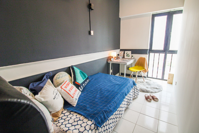 Have Own House 🏠But Far From Workplace👜? Cheapest Large room for rent with private Room At KL CITY CENTRE ! Room Near Trains🚅, Sunway Putra Mall🛒