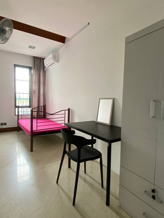 🤚🏻Stop Scroll! 👇🏻This Is The 😎Best Room Rent In Intermark Area! Cozy Master Room with Non-Sharing 🙌🏻At Desa Cahaya Condo & Fully Furnished🧳!