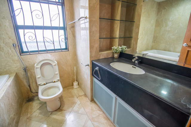 🤚🏻Stop Scroll! 👇🏻This Is The 😎Best Room Rent In Intermark Area! Cozy Master Room with Non-Sharing 🙌🏻At Desa Cahaya Condo & Fully Furnished🧳!