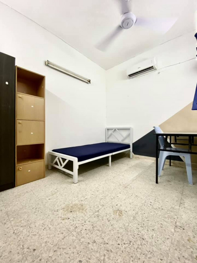 💓Single Room at SS2 ⛳️ Location Nearby ⛳️⛳️ ✅ LRT Taman Bahagia & LRT Taman Paramount ✅ Starling Mall ✅ Atria Shopping Centre ✅ UOW Malaysia KDU College ✅ SS2 Park ✅ Damansara Intan