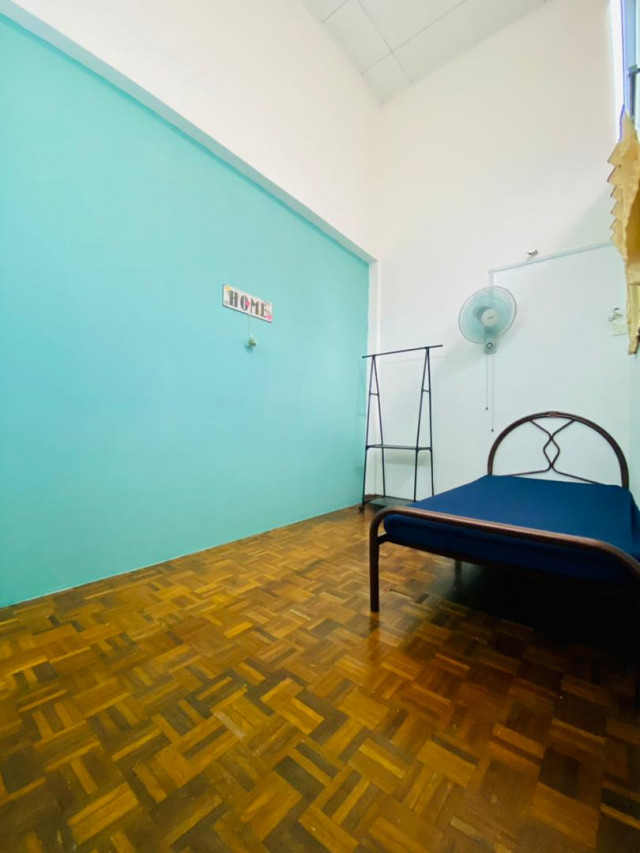 💓Single Room at Bandar Utama  ⭐Near to One Utama , MRT Bandar Utama, 1 Power House , First Avenue , Centre Point , IKEA , MRT Mutiara Damansara , Surian Tower