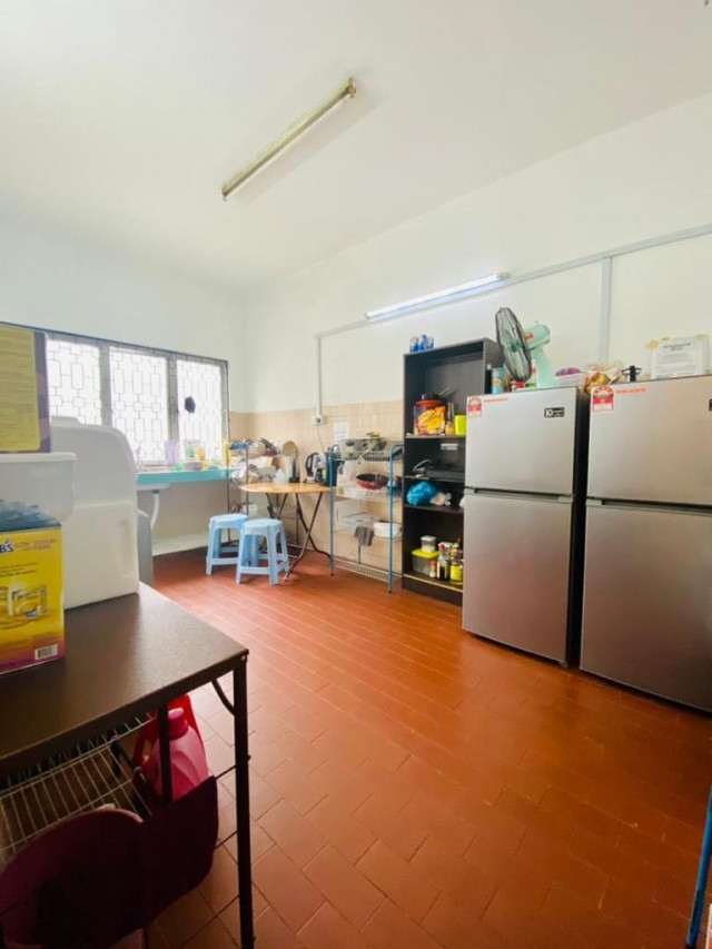 💖✨Second month RM 1 Room to Rent ✨ ⭐Near to Chow Yang , Atria Mall , LRT Taman Bahagia , 3 Damansara, SS2 Square