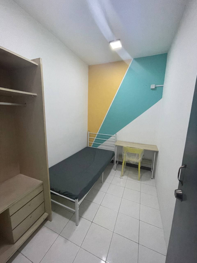 🙌🏻Gender-Based Rooms! Female Unit! Girls Only💁🏻‍♀‍ Stay On Budget but Safety Assured!💯 Rent All Girls Unit At PWTC Area From RM500!!