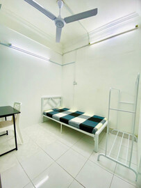Bandar Puchong Jaya Room For Rent