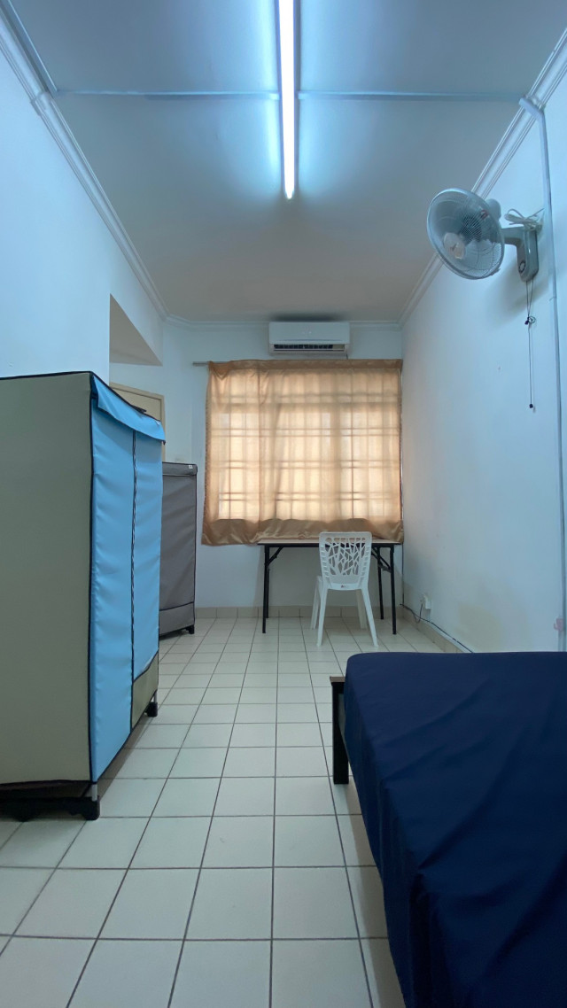 🔥Actual Room Photo 🔥Middle Room, Bandar Utama  🚶Easy Access to First Avenue, One Utama, 1powerhouse, Centrepoint, First City UC, Merchant Square