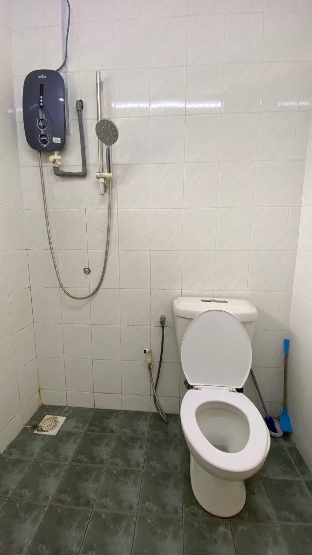 🔥Actual Room Photo 🔥Middle Room, Bandar Utama  🚶Easy Access to First Avenue, One Utama, 1powerhouse, Centrepoint, First City UC, Merchant Square
