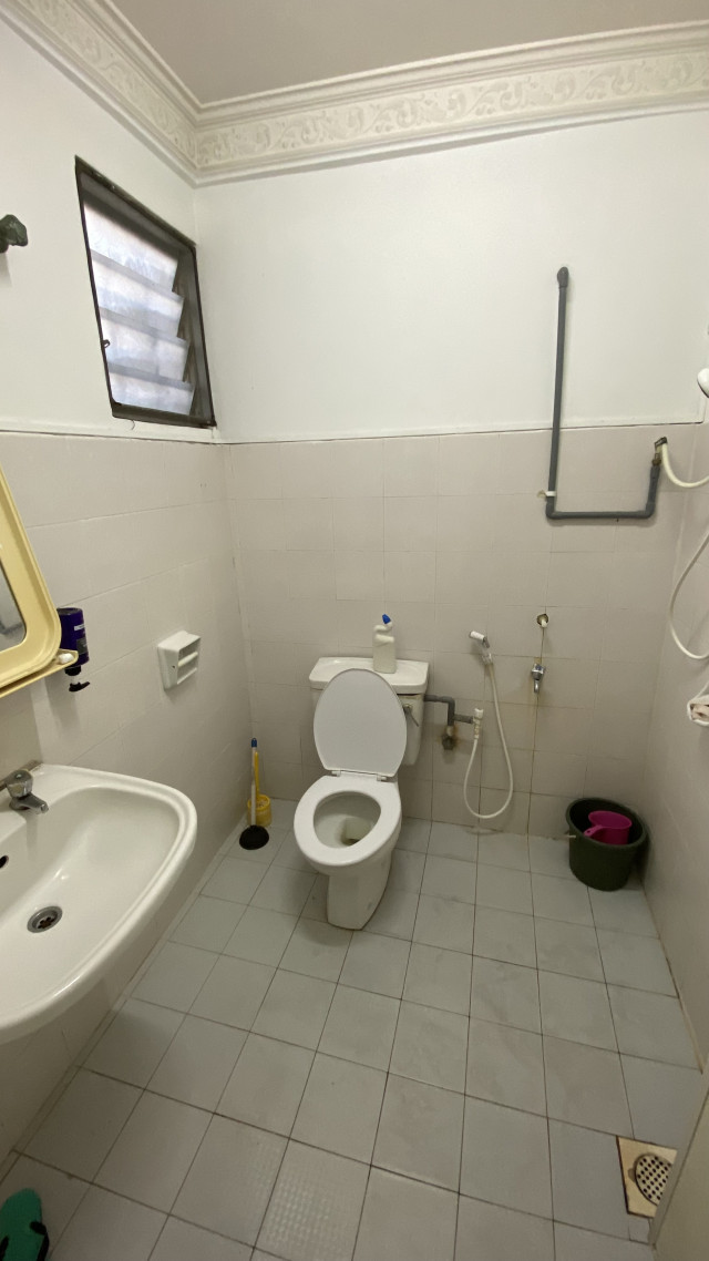 🔥Actual Room Photo 🔥Middle Room at Jalan BU 2/7 🚶Walking distance to First Avenue, One Utama, 1 powerhouse, KPMG, MRT Bandar Utama, Sri Pentas