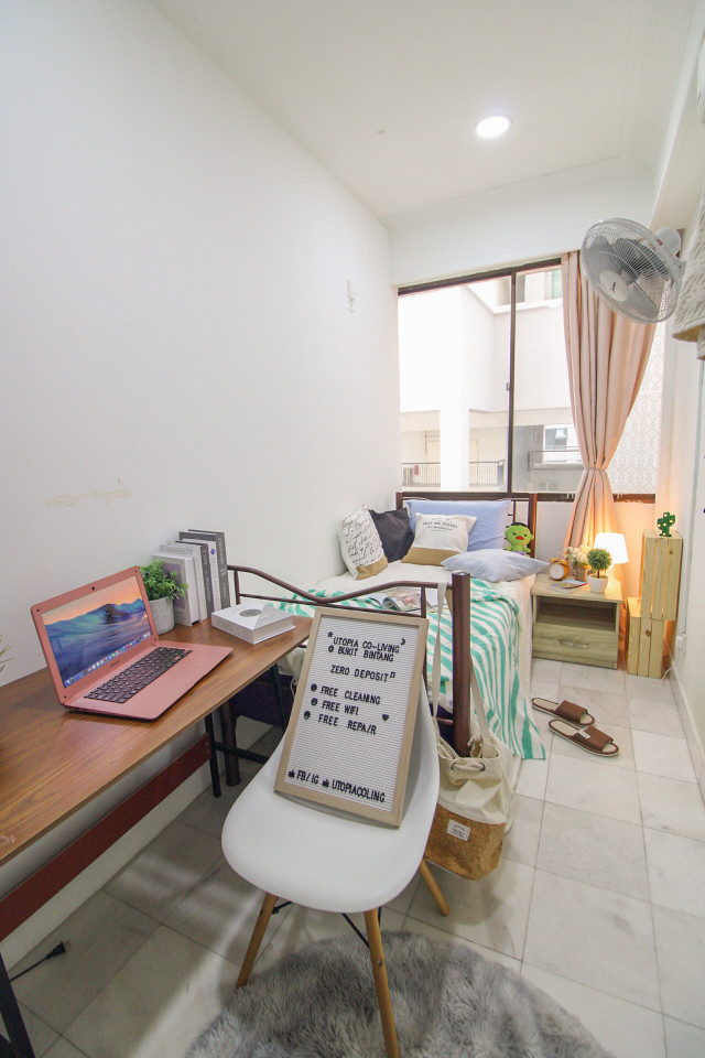 🧑🏻‍💻 Working from home? Rent Deluxe Single Bedroom Now – All Non Sharing Room, Downtown Condo 🔥