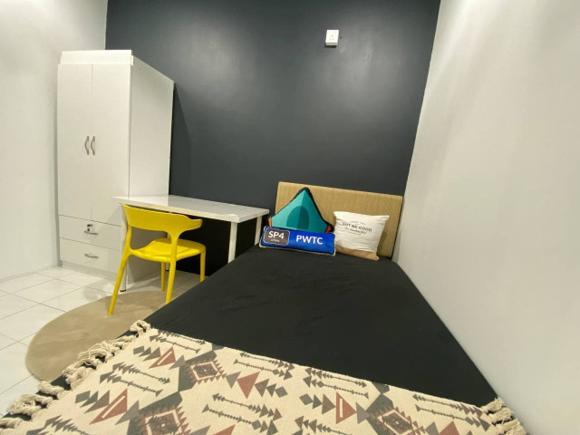 PWTC Area📍Near to Mall🛒 & Putra Trains🚆From RM 550 Without Paying Any Deposit💸 Rent The Right Room With Us👍🏻💯