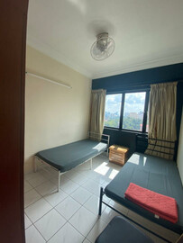 Have Own House 🏠But Far From Workplace👜? Cheapest Large room for rent with private Room At KL CITY CENTRE ! Room Near Trains🚅, Sunway Putra Mall🛒
