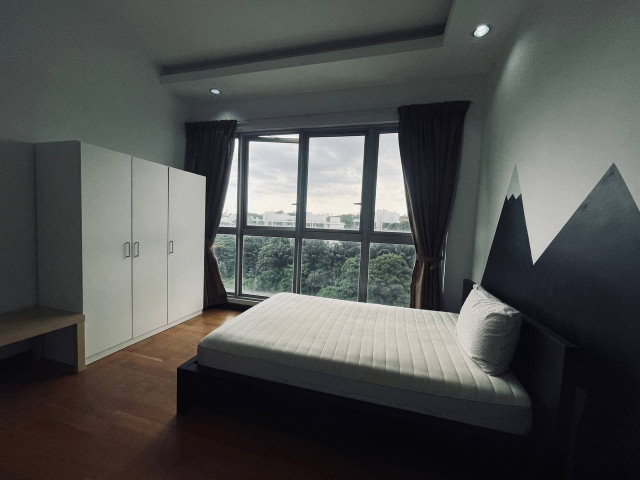 😈Last Chance To Grab! Rent Rooms At PWTC Area Without Deposit In 🐱‍👤High Security Condo! ✨Limited Rooms Available at 🚆KTM Putra Station!