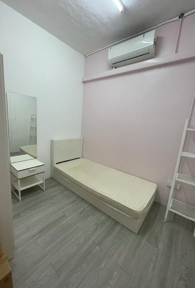 Ac room from rm500 nearby INTI College, Taylor College, ss15 LRT