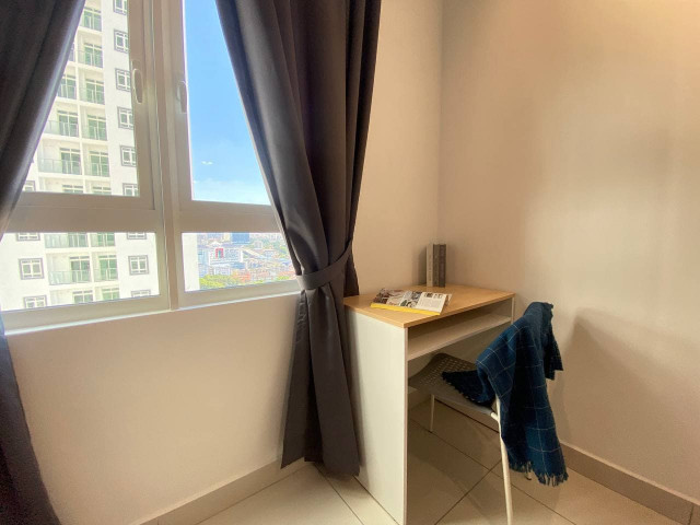 First Time Renting in KL?? 😋 Well We Got Youu 🙋🏻‍♀️ Rent Room with Zero Deposit & Fully Furnished Room❗ Walk to LRT Titiwangsa & HKL ⛲Enjoy FREE Wifi & Free Cleaning 🧹