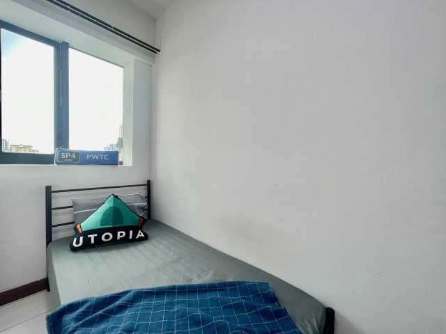 Starting new life in KL? 🎒Rent Fully Furnished Room From RM550 with FREE Daily Cleaning at KLCC area with NO Deposit‼ 🧹🏻🛌 Walking distance to LRT PWTC! 🔥 🚉