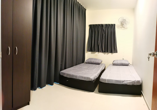 1U ROOM FOR RENT RM390 !