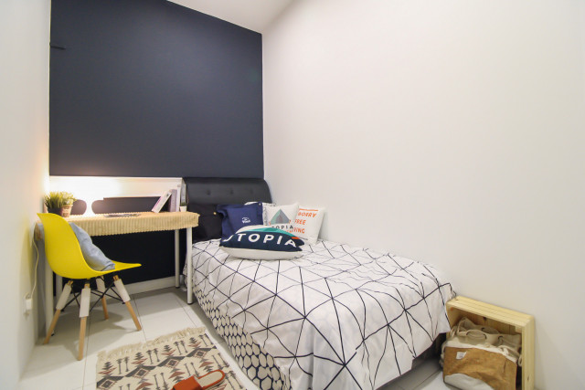 Have Own House 🏠But Far From Workplace👜? Cheapest Single room for rent with private Room At KL CITY CENTRE ! Room Near Trains🚅, Sunway Putra Mall🛒